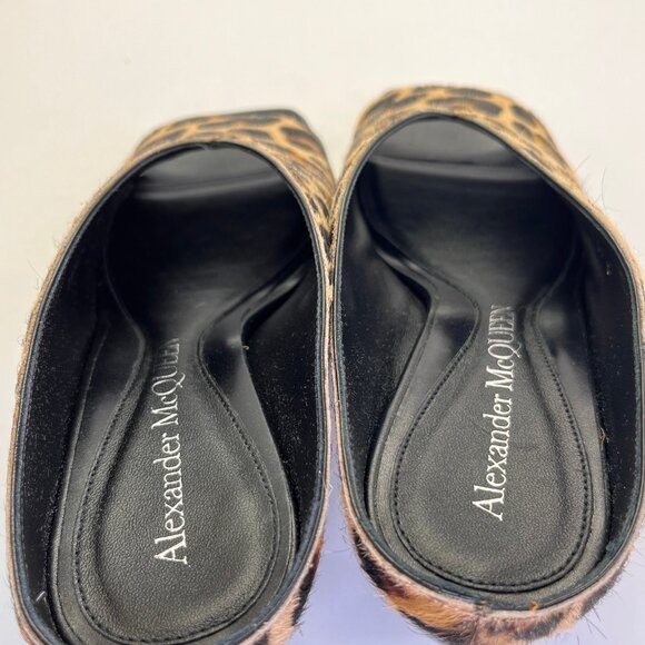 Alexander McQueen Leopard Calf Hair Mules Size 38 Open Square Toe Slip-On - Picture 8 of 16